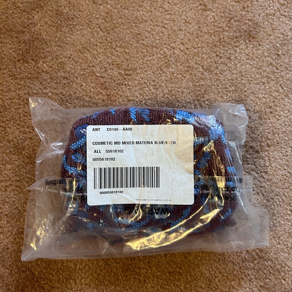 -SOLD- NWT anthropologie Beaded Cosmetic Bag - Picture 2 of 4